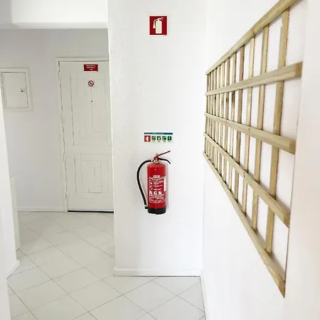 Apartment Panoramic Seaview - 2 Bedroom, Main Ave, 15 Min Walk Beach, Workspace