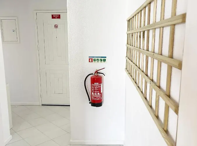 Apartment Panoramic Seaview - 2 Bedroom, Main Ave, 15 Min Walk Beach, Workspace