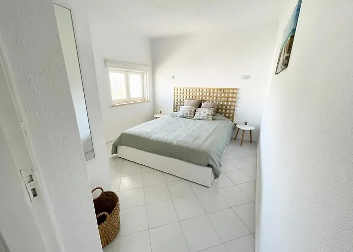 Panoramic Seaview - 2 Bedroom, Main Ave, 15 Min Walk Beach, Workspace Albufeira