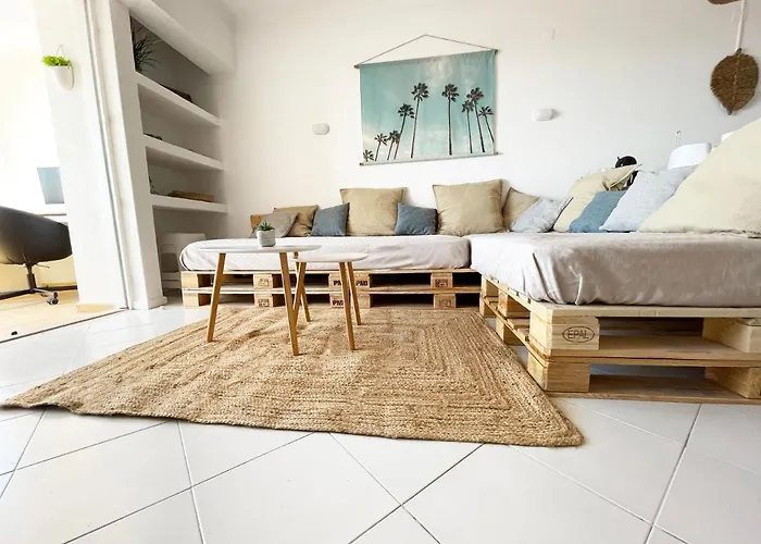 Panoramic Seaview - 2 Bedroom, Main Ave, 15 Min Walk Beach, Workspace * Albufeira