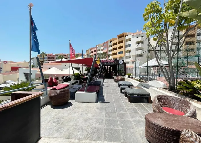 Panoramic Seaview - 2 Bedroom, Main Ave, 15 Min Walk Beach, Workspace Apartment Albufeira