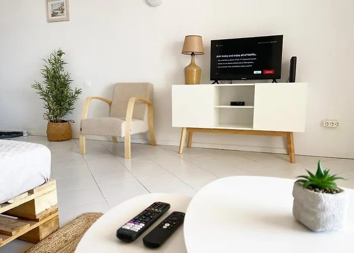 Panoramic Seaview - 2 Bedroom, Main Ave, 15 Min Walk Beach, Workspace Albufeira